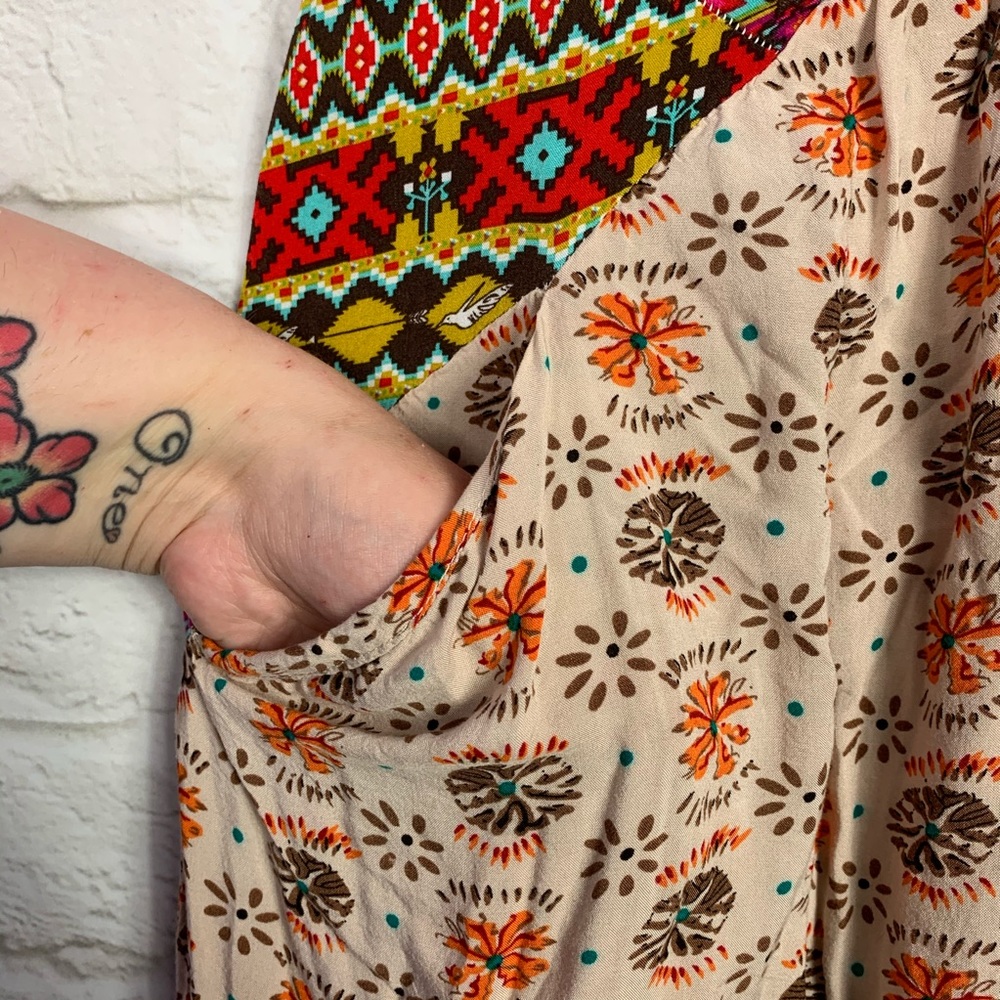 Umgee Boho Sleeveless Aztec Floral Mixed Media Top - Picture 5 of 10